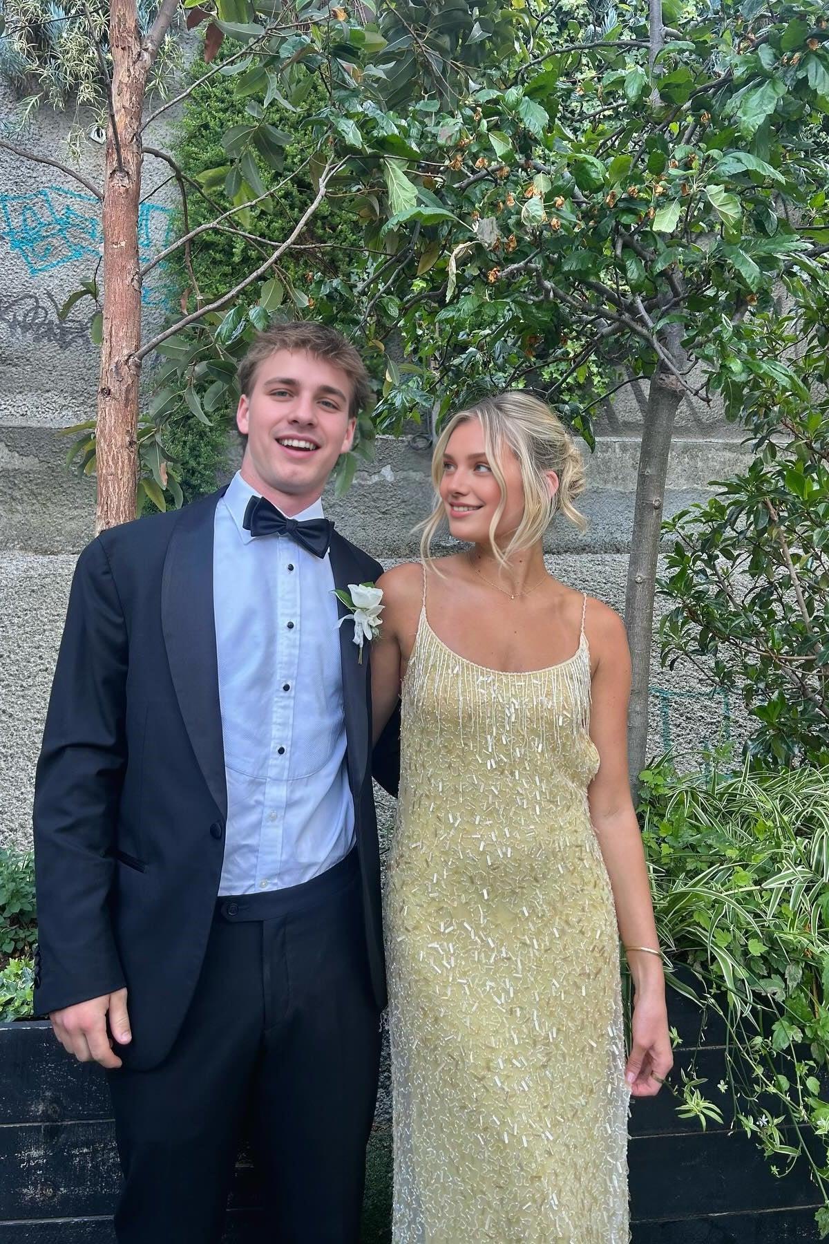 Vestido Weitese elegante con tirantes finos y lentejuelas amarillas, vestido largo de fiesta, vestido de graduación